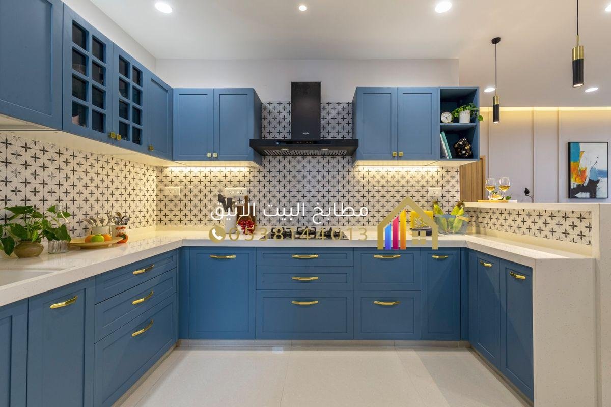 خزائن زاوية مفصلة في مطبخ بحي المحمديه